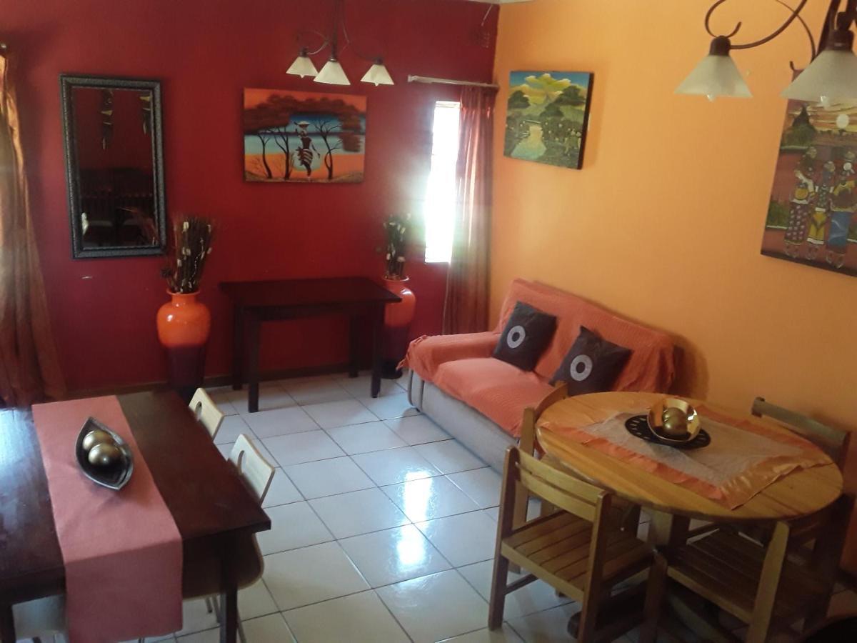 Vuya Nathi Bed And Breakfast Manzini Buitenkant foto