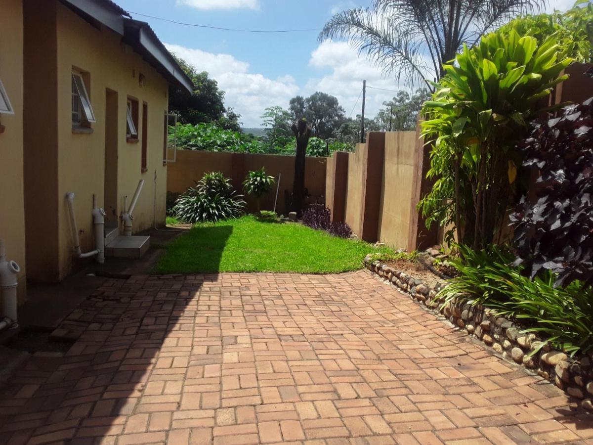 Vuya Nathi Bed And Breakfast Manzini Buitenkant foto
